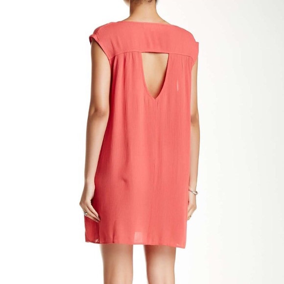 Love Stitch - Picture 2 of 2